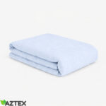 Linane voodilina Jääsinine